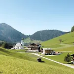 Berganger-1 By Interhome Appartement